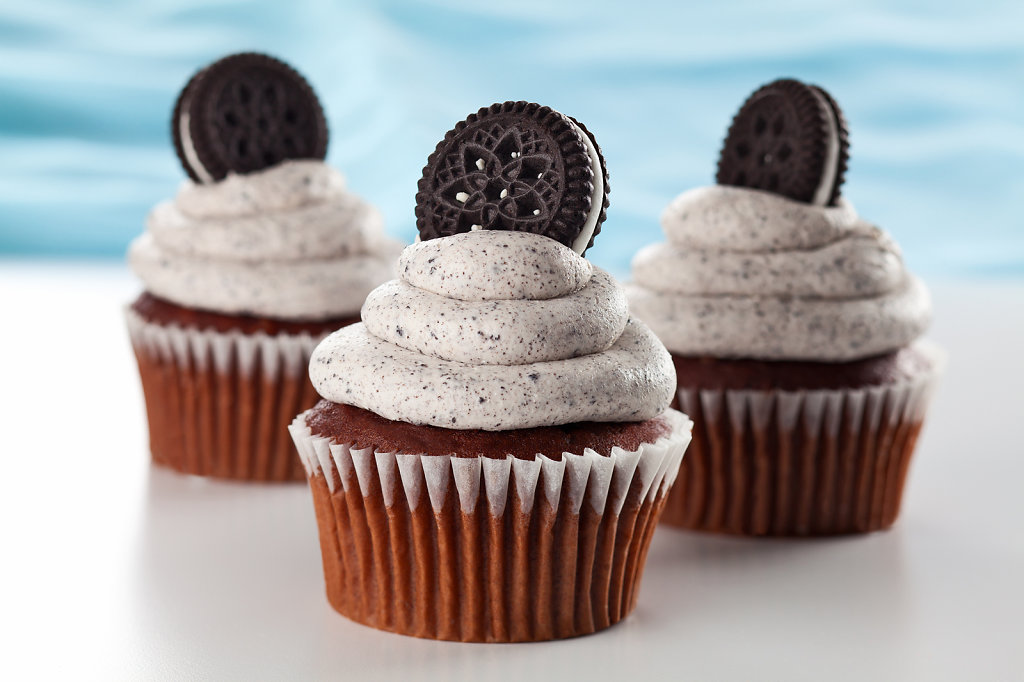 Cookies-n-Cream-Cupcake-Trio-Glam.jpg