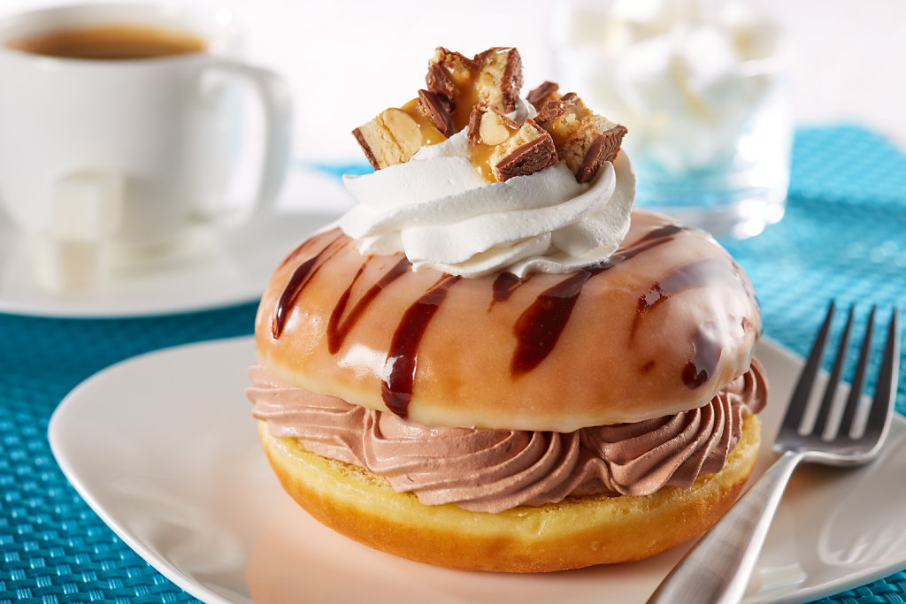 Donut-Filled-With-Chocolate-Whipped-Topping.jpg
