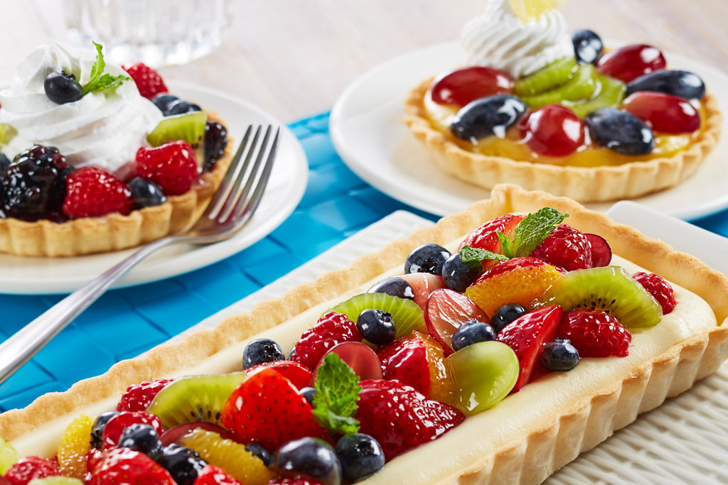 Fruit-Tart-Whipped-Topping-Filled-Topped-With-Glaze.jpg